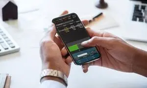 کارگزاری حافظ با ۱۷ سال تجربه