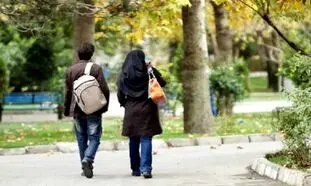 پسرهای مجرد از دخترها بیشتر هستند