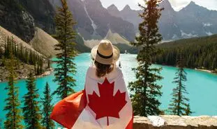 شانس مهاجرت خود را با ویزای اکسپرس اینتری کانادا افزایش دهید