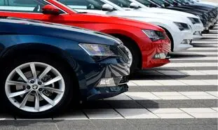واردات خودروهای خارجی ؛ چراغ سبز دولت