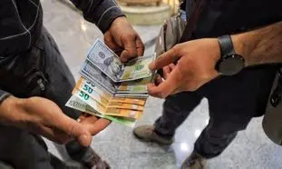 تکلیف نرخ دلار تا هفته دوم آبان مشخص می‌شود