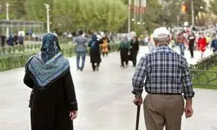 تعویض کارت حقوق بازنشستگان اجباری است؟