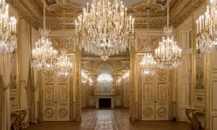 برای خرید اینترنتی لوستر به این چند نکته توجه کنید