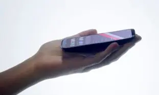 بالمودا فون ؛ رقیب جدید آیفون SE