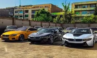 قیمت ها در بازار گران ترین خودروهای لوکس تهران چقدر است؟