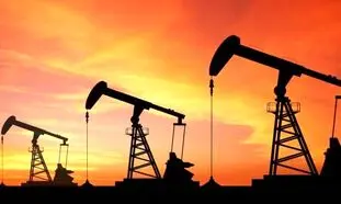 چین بزرگترین برنده و روسیه بزرگترین بازنده سقوط قیمت نفت
