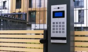 خرید آنلاین آیفون تصویری هوشمند