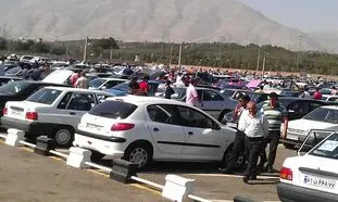 قیمت خودرو کارکرده از 200 تا 300 میلیون تومان