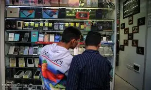 ثبات نسبی قیمت در بازار موبایل ؛ آیفون محبوب چینی‌ها!