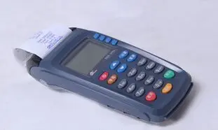 تکدی گری و دستفروشی با دستگاه کارتخوان!