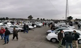 شرایط بحرانی بازار خودرو با ادامه نابرابری عرضه و تقاضا