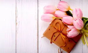 بهترین هدیه روز مادر را از چه وبسایت‌ هایی خریداری کنیم؟