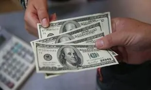 توقف برجام آتش به جان دلار انداخت