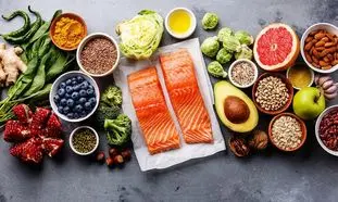 چه خوراکی هایی سالم هستند؟ لیست خوراکی‌های سالم و مقوی