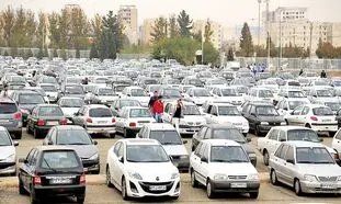 تلاطم در بازار خودرو ؛ مصرف کنندگان در انتظار کاهش قیمت