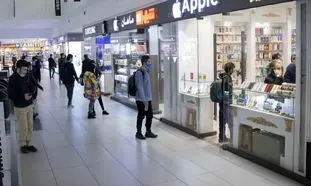 چند درصد از گوشی های وارداتی بالای 300 دلار قیمت دارند ؟