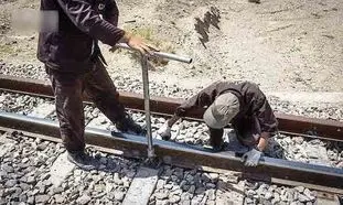 7 هزار کارگر پیمانی راه آهن در تب و تاب مخارج شب عید