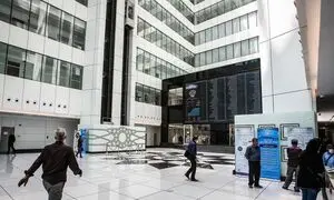 شستا و خودرو؛ عامل سقوط بورس در روز جاری!