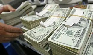قیمت دلار در نیمه کانال 25 هزار تومانی جا خوش کرد