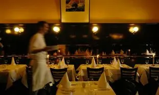 پوست خربزۀ یک شاخ اینستاگرامی زیر پای آقای وزیر