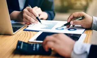 ارزیابی عملکرد بهین تکنولوژی ، دنیزوود ، سلام پرواز و دژ درب در سال 1400