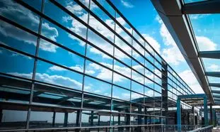 کرتین وال چیست؟