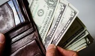 قیمت دلار 17 فروردین ماه 1401/ دلار 28 هزار تومانی می‌شود؟