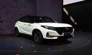 احتمال عرضه دانگ فنگ 500 در بازار خودرو ایران