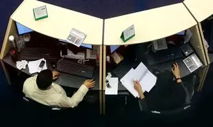 اختلاف بین شاخص کل و هم وزن بورس در سال 1401