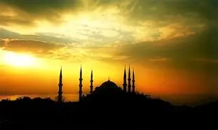 اذان مغرب 18 فروردین 1401 چه ساعتی است؟