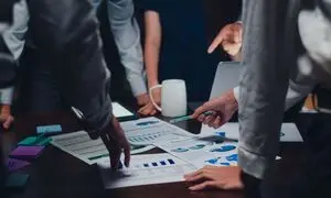 معرفی سهام دارای بیشترین بازدهی مثبت در سال 1400