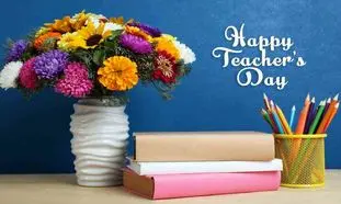 مناسب ترین هدیه روز معلم 1401