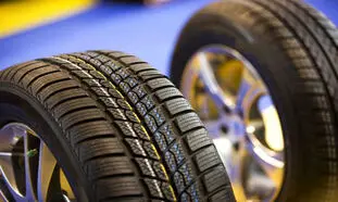 مروری بر عملکرد لاستیک بارز در سال 98