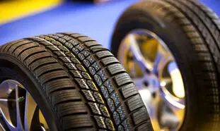 مروری بر عملکرد لاستیک بارز در سال 98