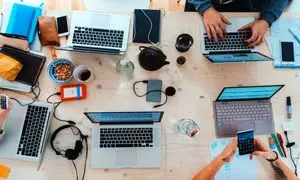 رونمایی از پایگاه دانش‌افزایی بانک سامان / دانسا، درگاهی به‌سوی آگاهی