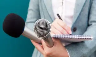 استخدام روزنامه‌نگار، مترجم و خبرنگار