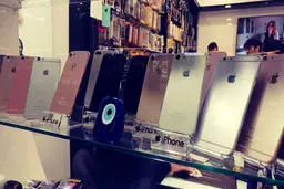 ممنوعیت واردات آیفون بازار را در شوک فرو برد