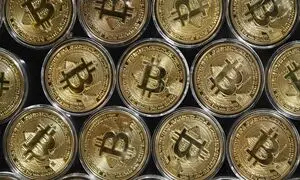 صعود سریع رمزارز معروف در دو روز/ قیمت بیت کوین امروز 10 خرداد 1401