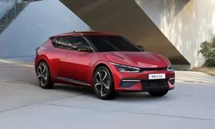 شاسی بلند EV6 مدل 2022 ؛ نخستین خودرو برقی کیا از راه می رسد (ویدیو)