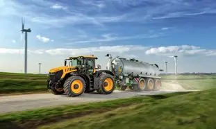 سریع ترین تراکتور جهان را بشناسید (ویدیو)