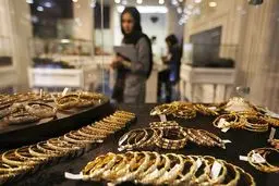 قیمت طلا روز 4 خرداد 1401/ بازار فلزات گرانبها آرام شد