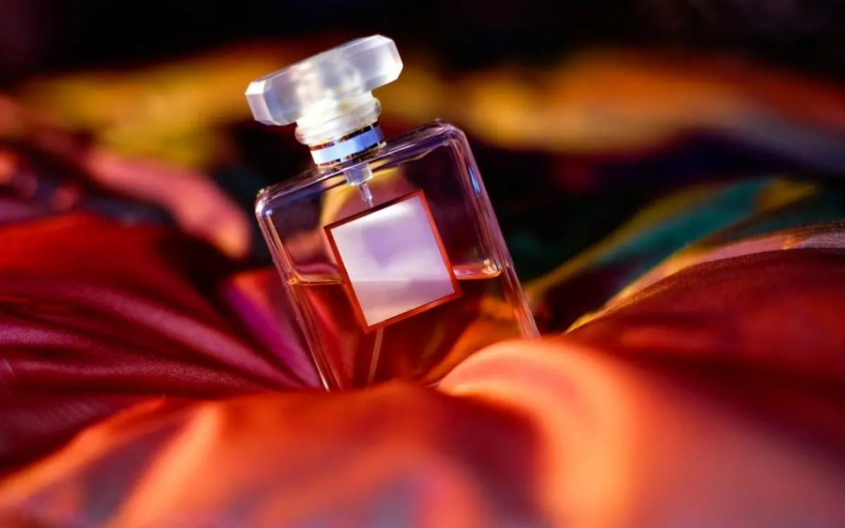 بهترین روش خرید اینترنتی عطر و ادکلن و لوازم آرایشی اورجینال چیست؟