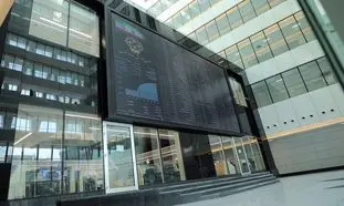 بازار بورس روز 28 خرداد 1401/ ورود دوباره پول حقیقی شاخص کل را بالا می کشد