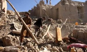 مرگ بیش از 1000 نفر در زلزله ویرانگر افغانستان/ تصاویر