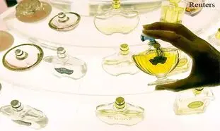 رواج عطرهای تقلبی در تهران / عطر فیک چند؟