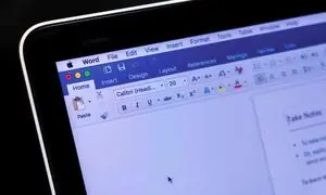 مایکروسافت ورد، فاصله‌های اضافی را حذف می‌کند