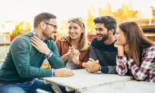 یادگیری اصولی زبان انگلیسی در شیراز را با پارسا تجربه کنید