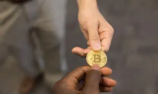 قیمت بیت کوین روز 1 مرداد 1401/ بازار در انتظار حرکت گاوها