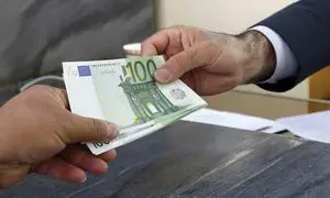 دعوا بر سر نحوه بازگشت ارز حاصل از صادرات