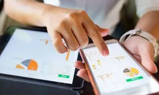 بهترین برنامه حسابداری برای موبایل ‌های اندروید و آی او اس